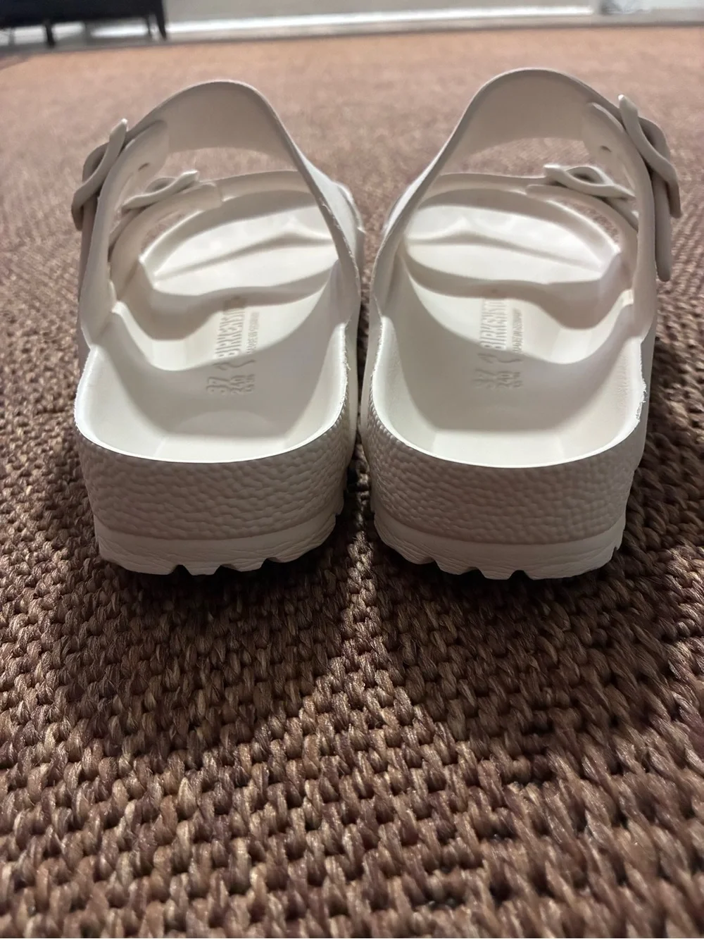 Birkenstock Woman Arizona White Double-Strap Buckle Sandals